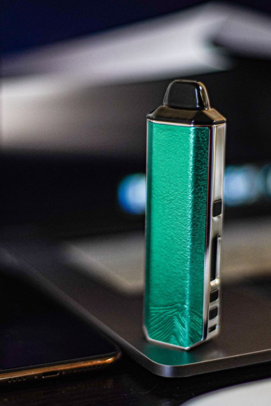 Xvape Aria Dual Use Portable Vaporizer